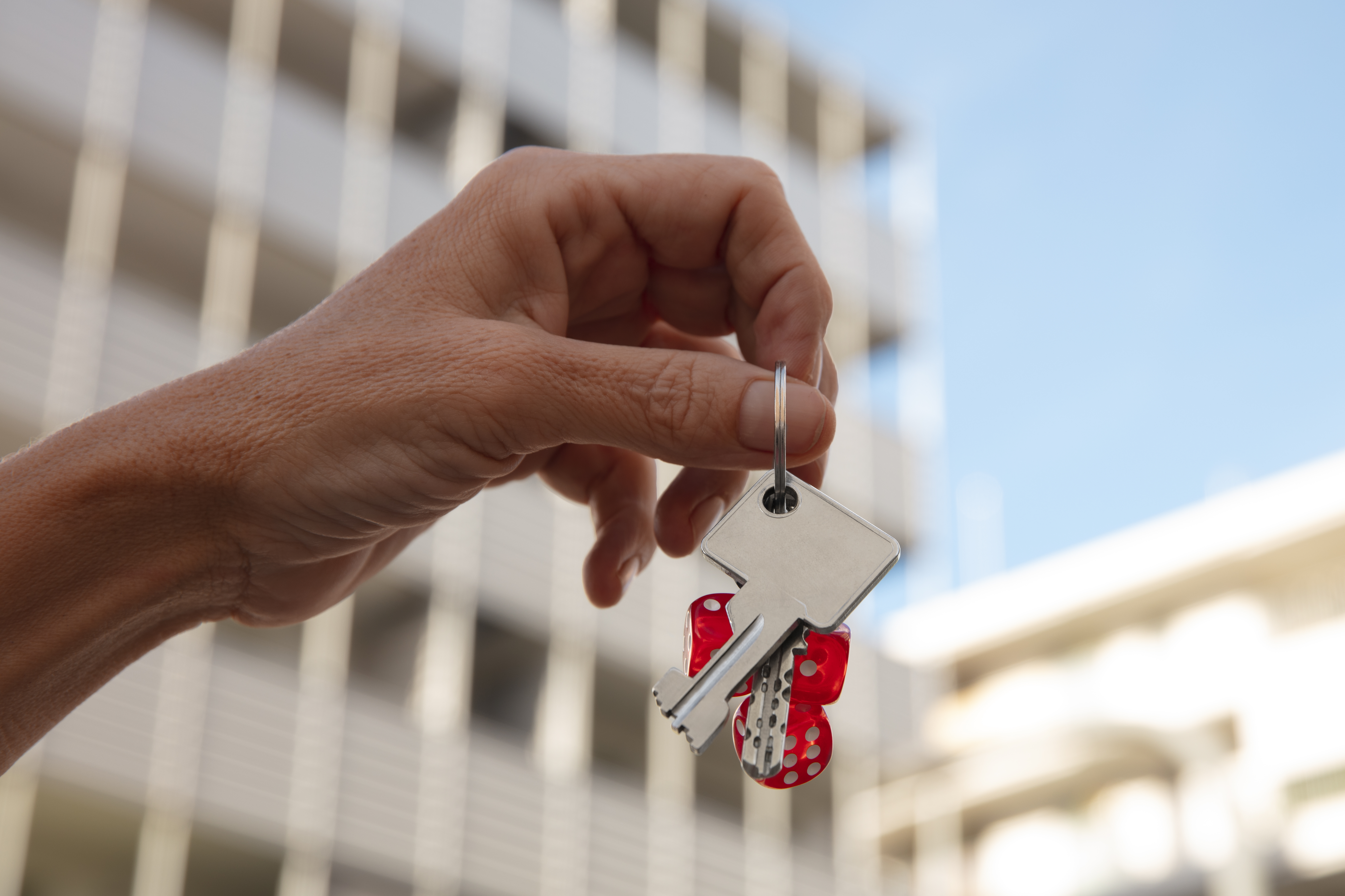 Renting Out Your Dubai Property: Long-Term vs Holiday Home